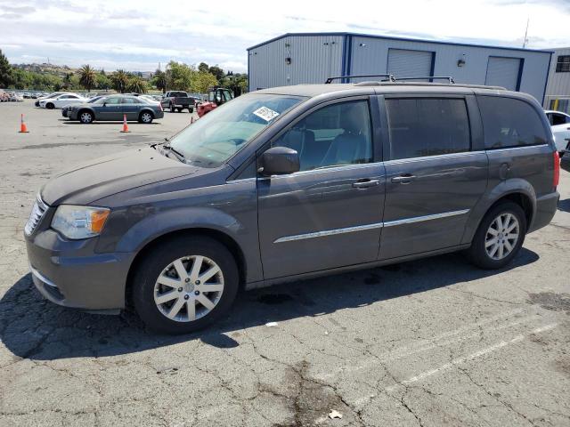  Salvage Chrysler Minivan