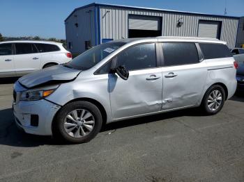  Salvage Kia Sedona