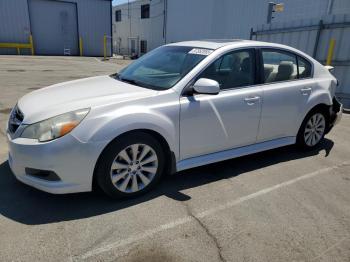  Salvage Subaru Legacy