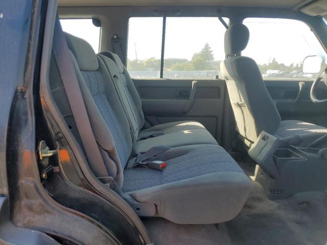 Isuzu Trooper S Image 8