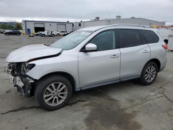  Salvage Nissan Pathfinder