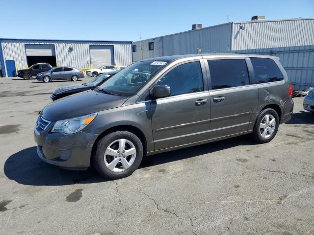  Salvage Volkswagen Routan