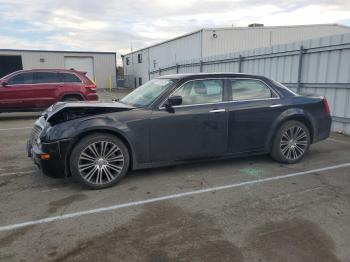  Salvage Chrysler 300