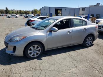  Salvage Mazda 3