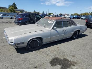  Salvage Ford Thunderbird