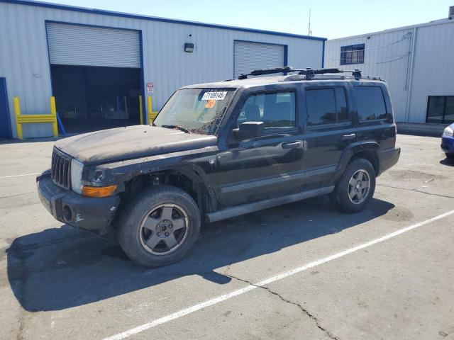  Salvage Jeep Commander