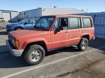  Salvage Isuzu Trooper