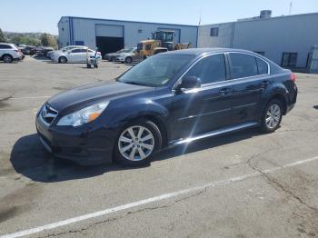  Salvage Subaru Legacy