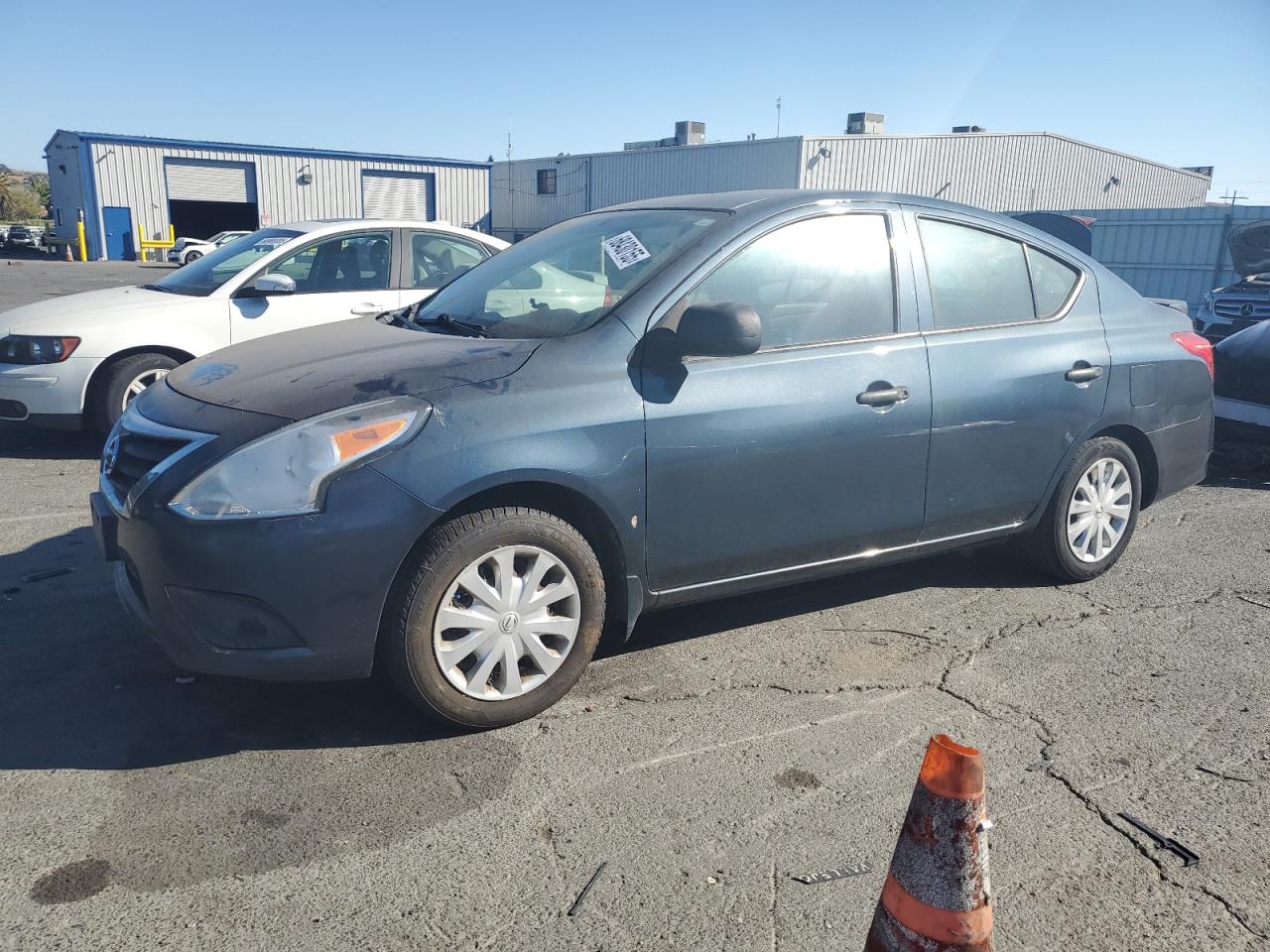 Nissan Versa S Image 1