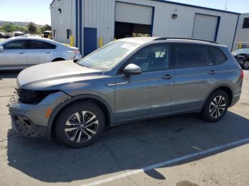  Salvage Volkswagen Tiguan