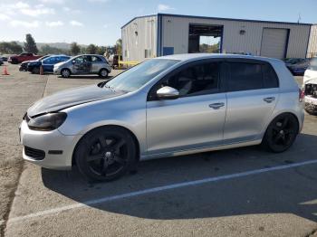  Salvage Volkswagen Golf