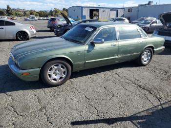  Salvage Jaguar XJ