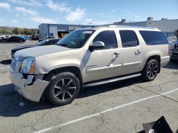  Salvage GMC Yukon