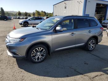  Salvage Mitsubishi Outlander