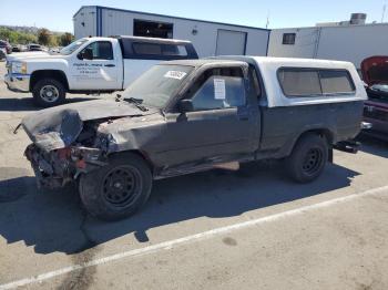  Salvage Toyota Pickup
