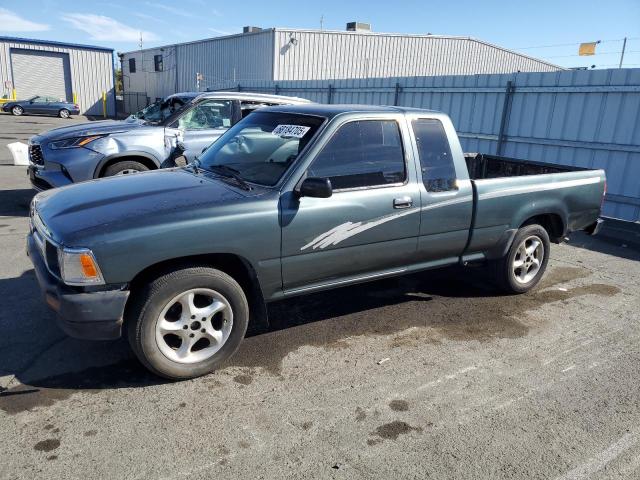  Salvage Toyota Pickup