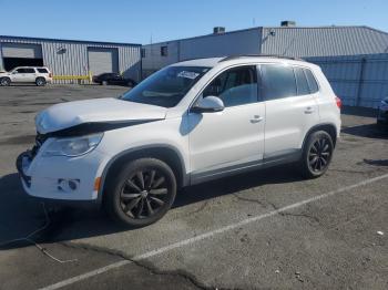  Salvage Volkswagen Tiguan