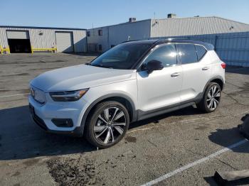  Salvage Volvo XC40