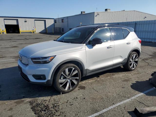  Salvage Volvo XC40