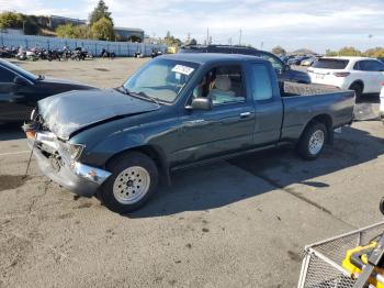  Salvage Toyota Tacoma