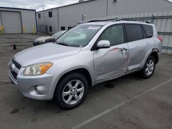  Salvage Toyota RAV4