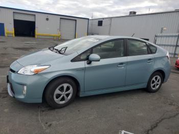  Salvage Toyota Prius