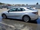Toyota Camry Le Image 8