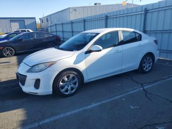  Salvage Mazda 3