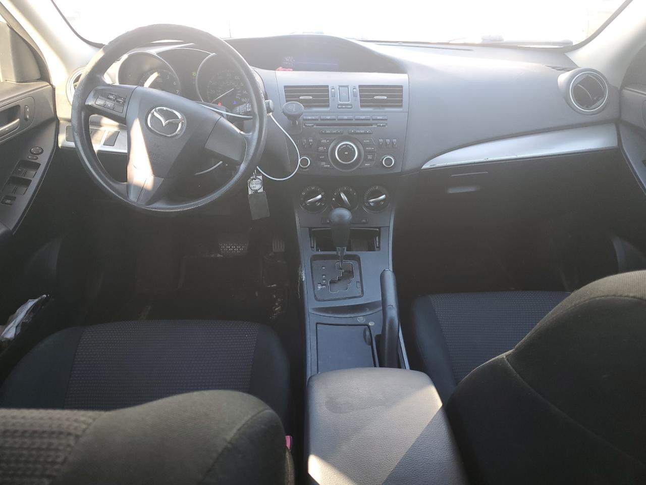 Mazda 3 I Image 2