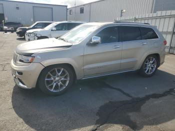  Salvage Jeep Grand Cherokee