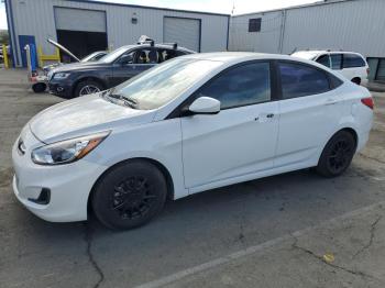  Salvage Hyundai ACCENT