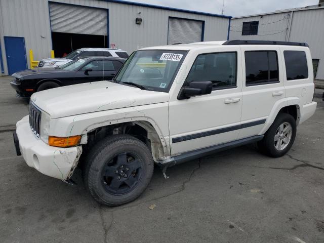  Salvage Jeep Commander