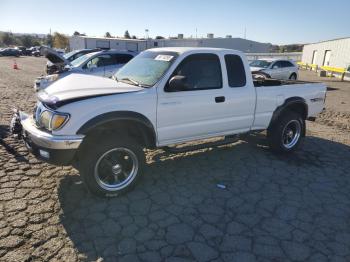  Salvage Toyota Tacoma