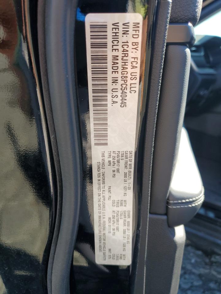 Jeep Grand Cherokee Laredo Image 11