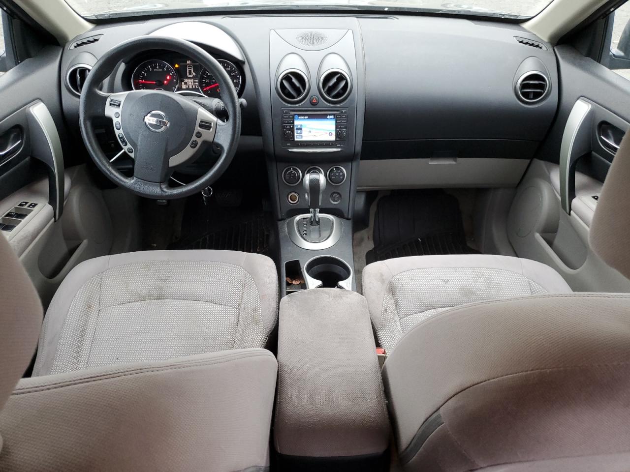 Nissan Rogue S Image 6