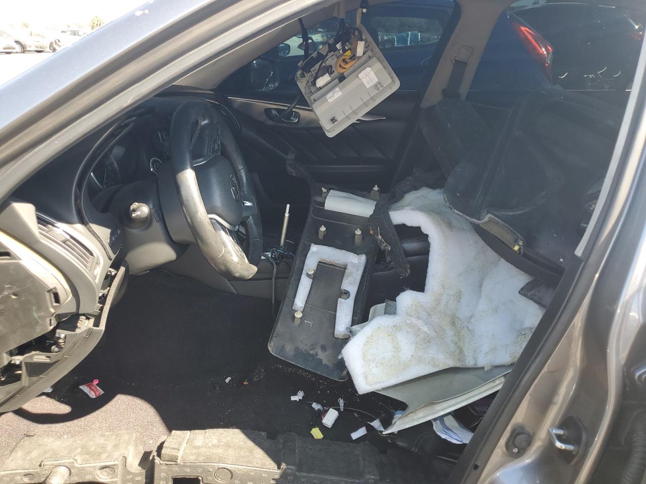 INFINITI Q50 Luxe Image 3