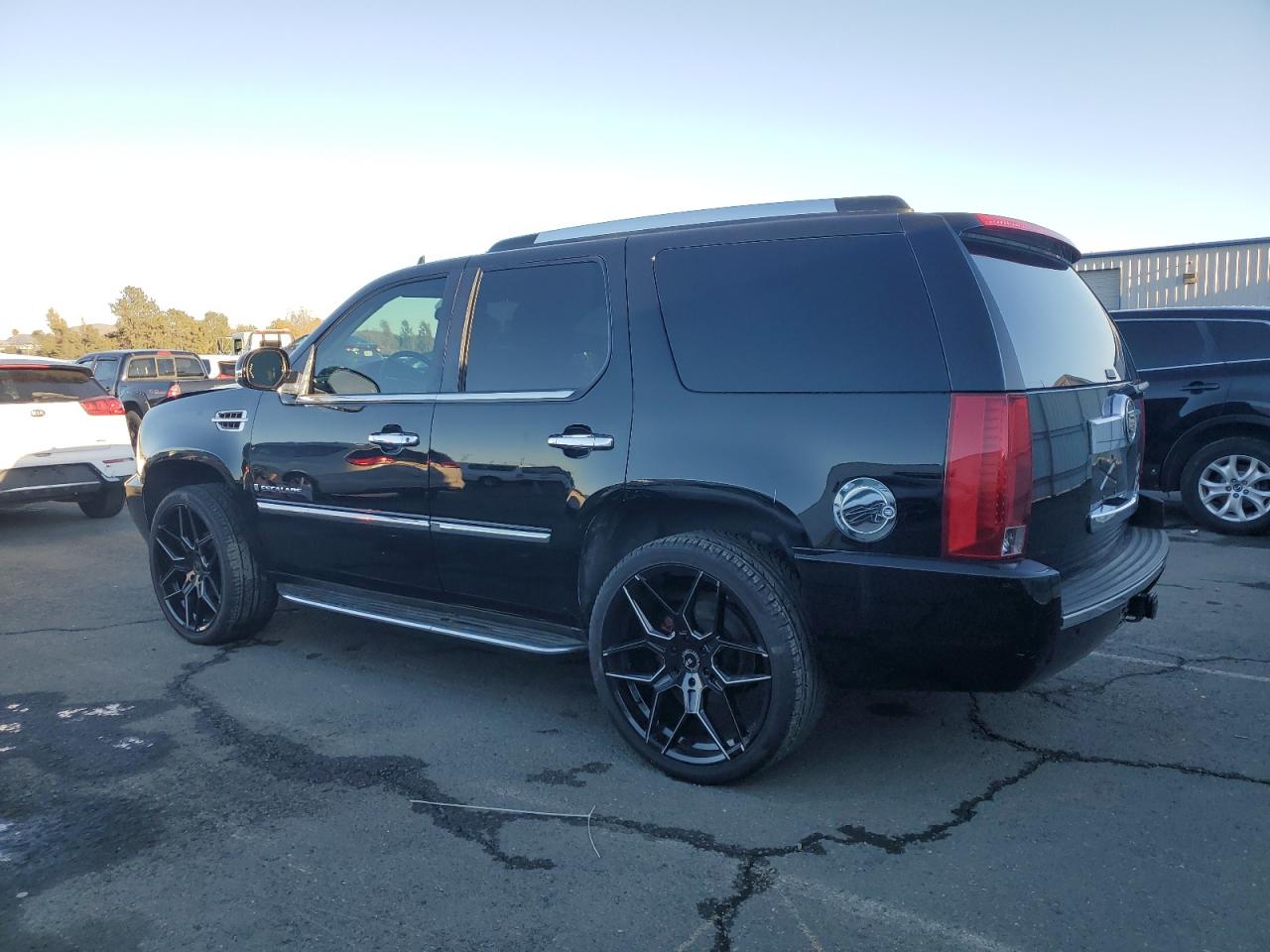 Cadillac Escalade Luxury Image 6