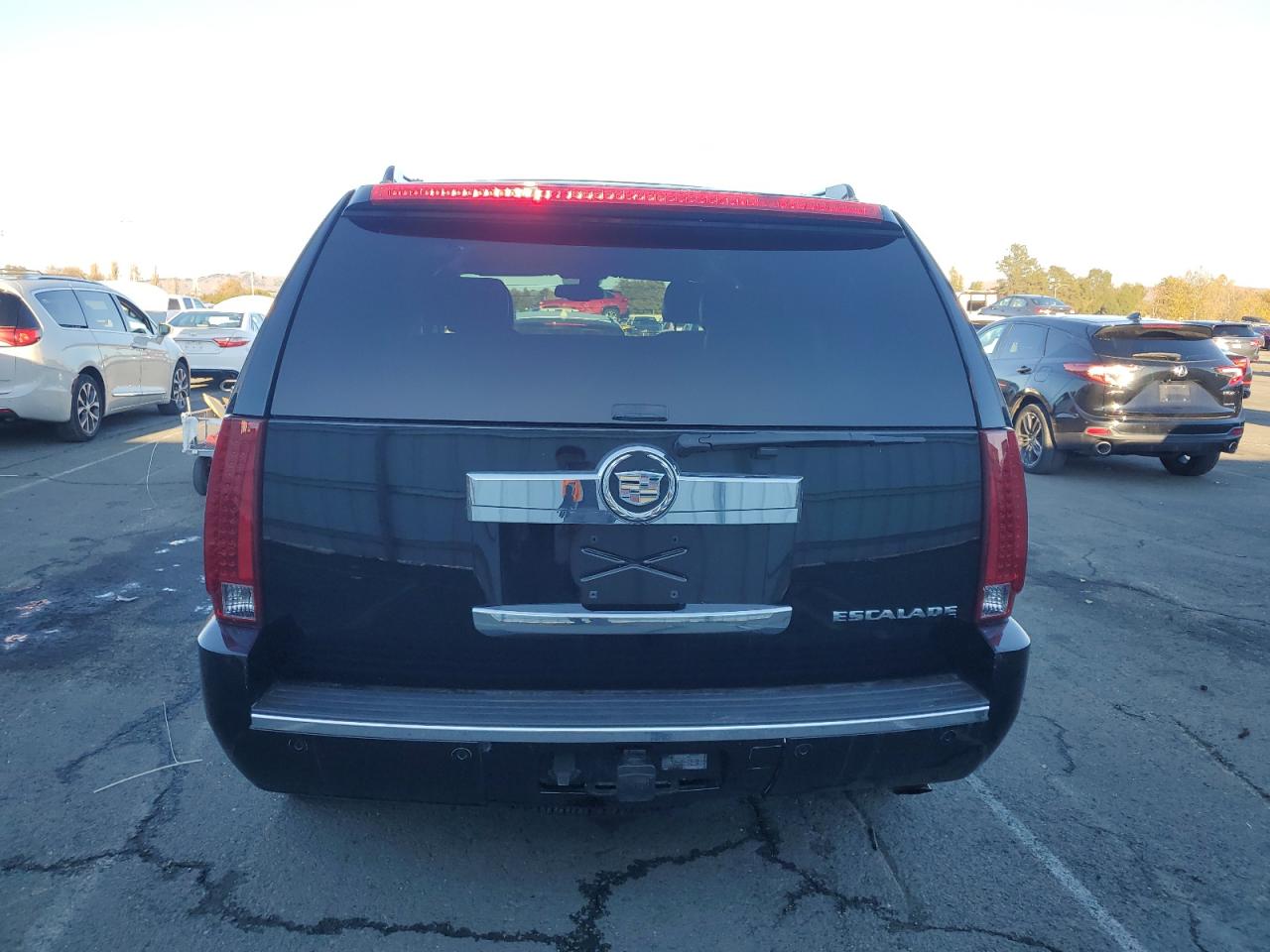 Cadillac Escalade Luxury Image 5