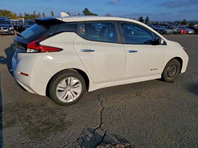 Nissan LEAF S Image 11