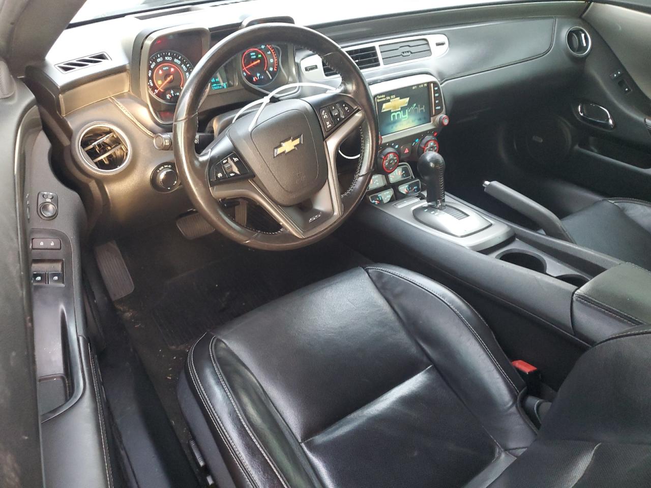 Chevrolet Camaro 2ss Image 10