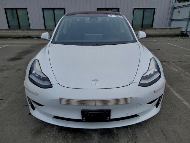 Tesla Model 3 Image 10