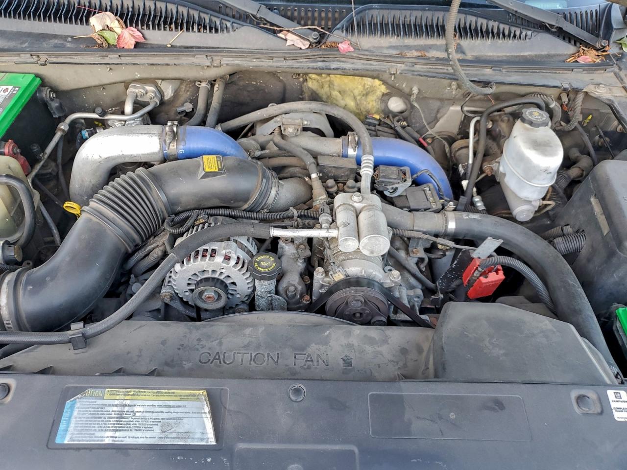 Chevrolet Silverado C2500 Heavy Duty Image 4