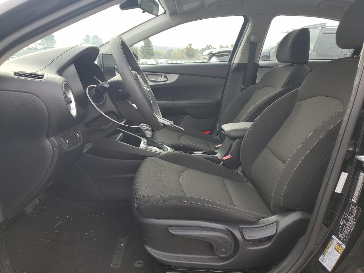 Kia Forte Lx Image 7