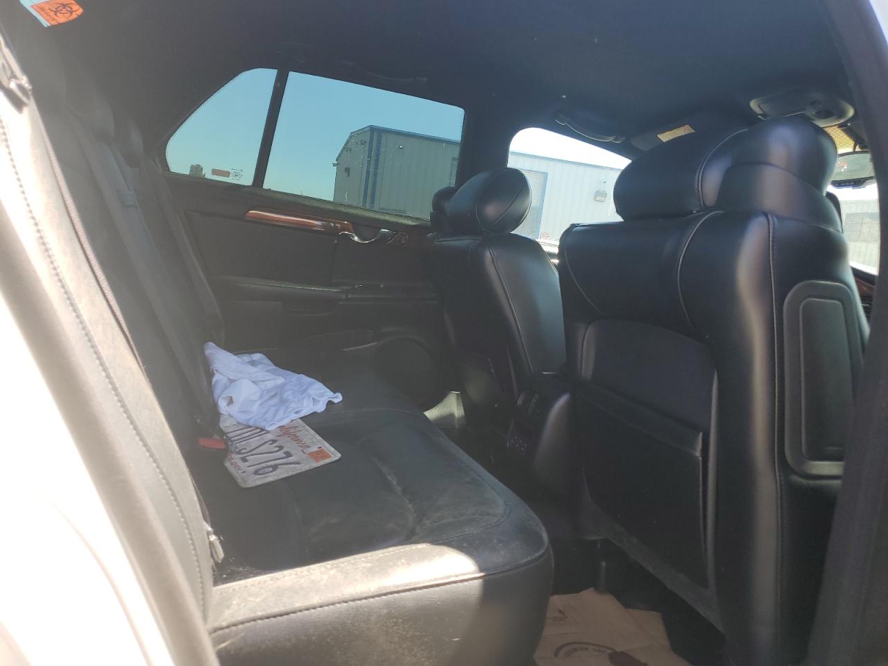 Cadillac DeVille Image 6