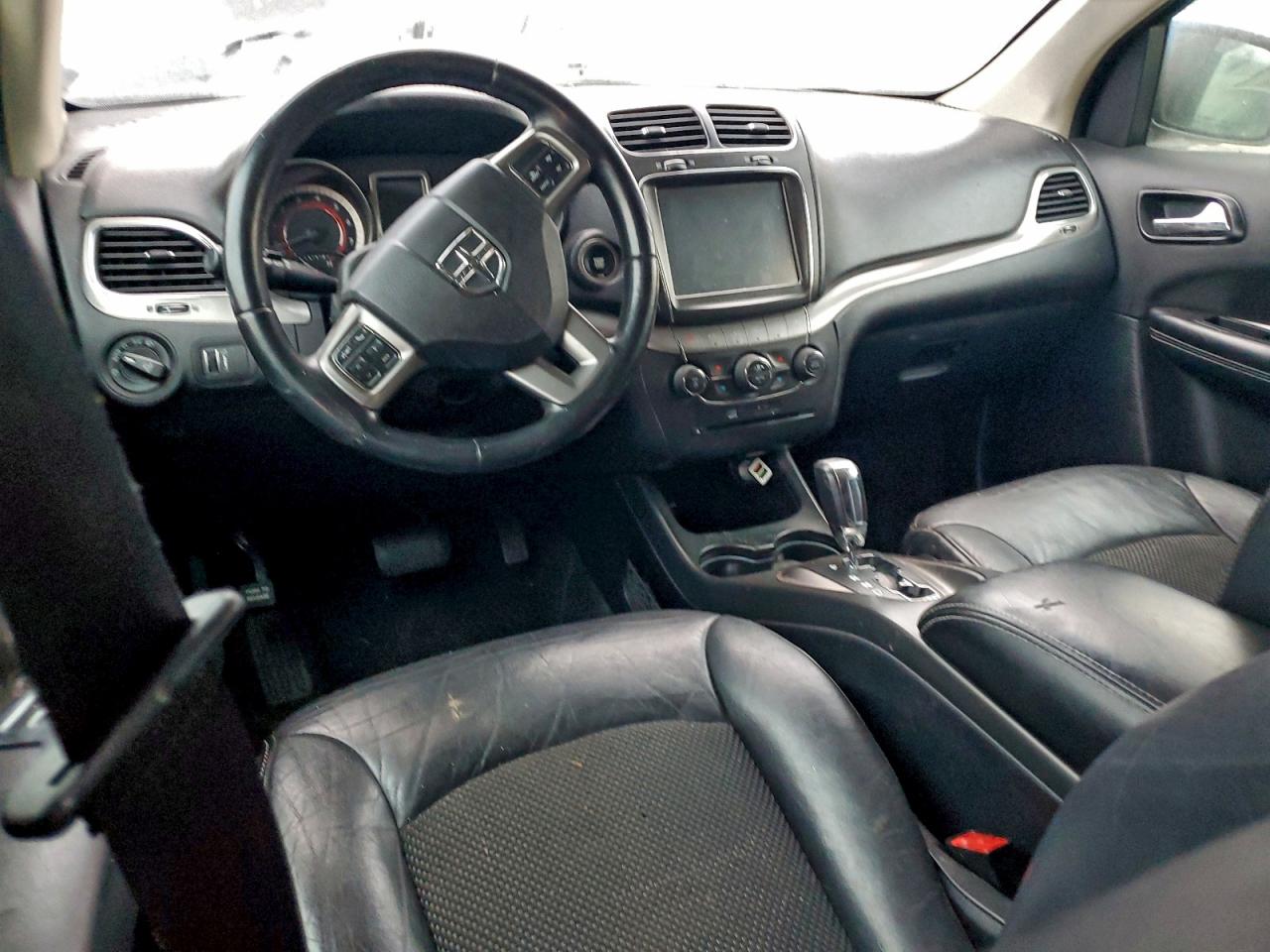 Dodge Journey Crossroad Image 7