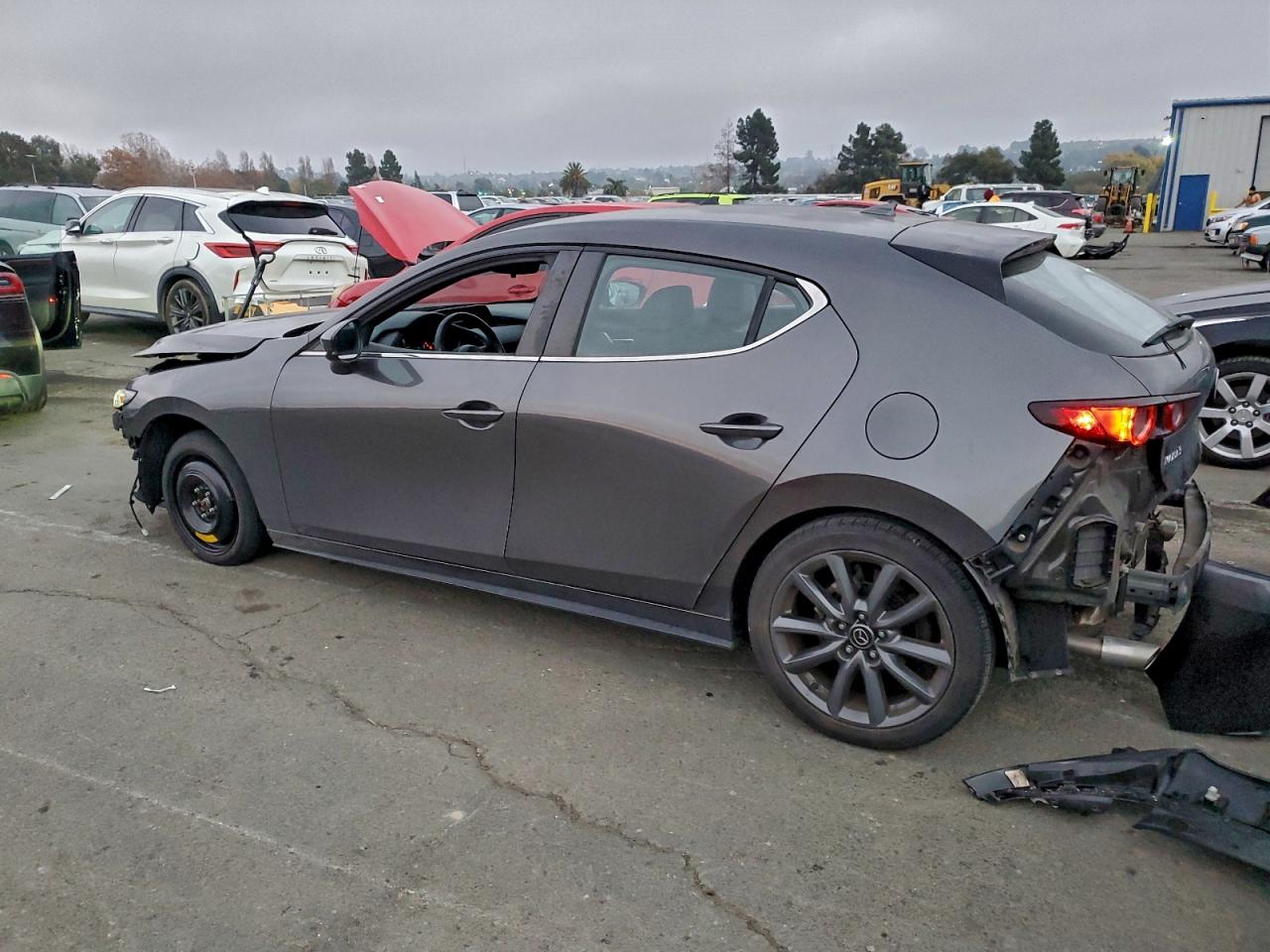 Mazda 3 Preferred Image 2