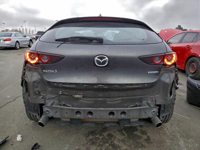 Mazda 3 Preferred Image 9