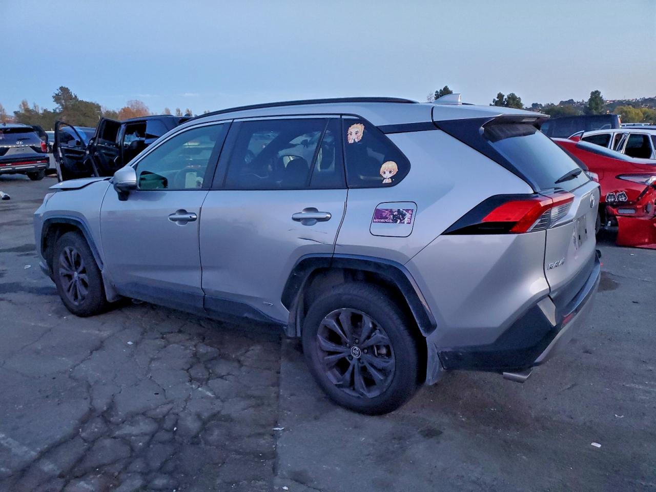 Toyota RAV4 Se Image 4