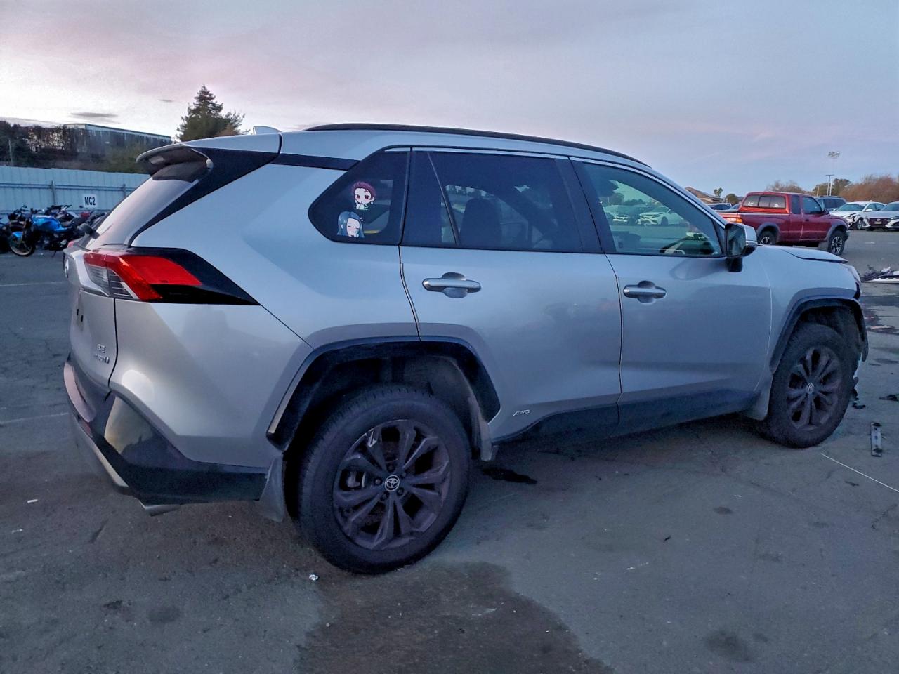 Toyota RAV4 Se Image 5