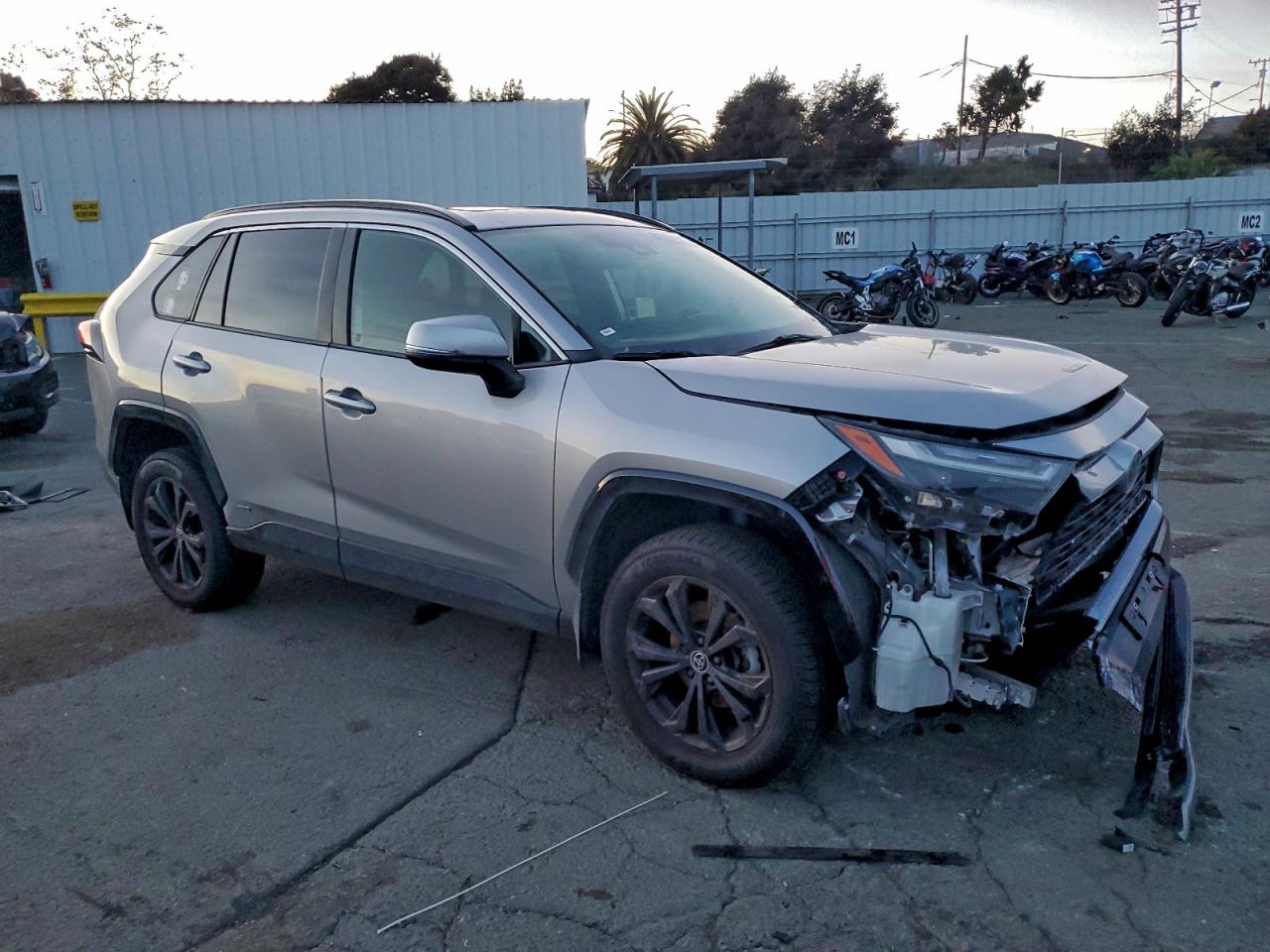 Toyota RAV4 Se Image 10